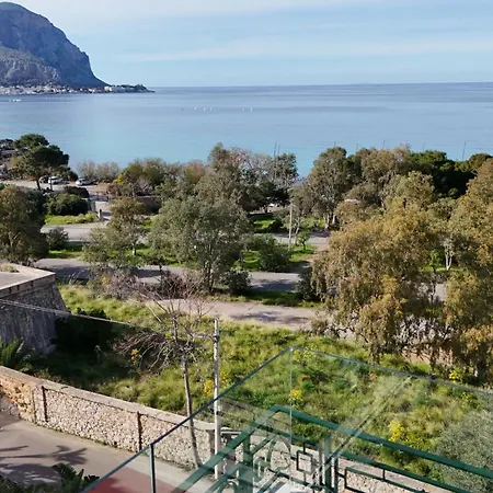 Mondello Luxury Apartment