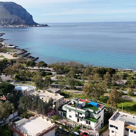 Mondello Luxury Apartment